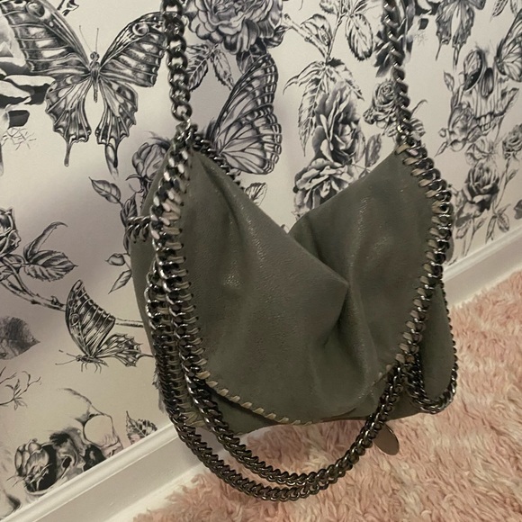 Stella McCartney Falabella Shaggy Deer foldover tote in Light Grey - Picture 6 of 11